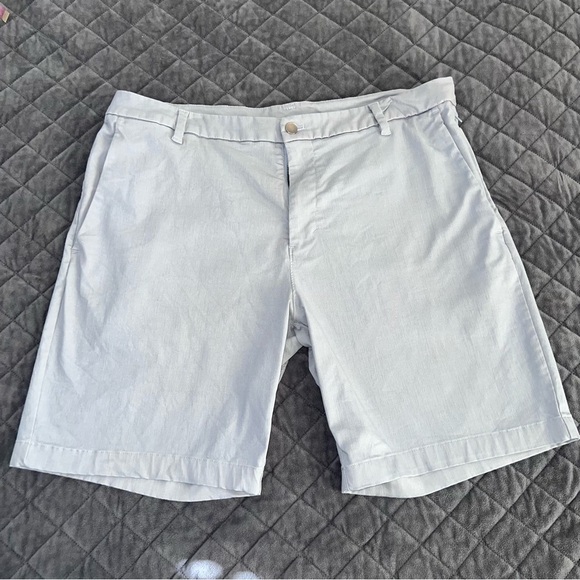 Lululemon Commission Shorts Men 38 Gray 9" Chinos On The Move R - Picture 1 of 9